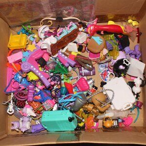 Used 4lbs+ of Miscellaneous Bratz, Barbie Doll Accessories